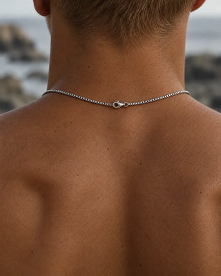 Levante Bar Necklace